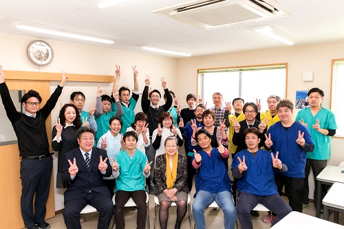 歯科技工士の求人 愛知県 名古屋市の歯科技工所 エースデンタル